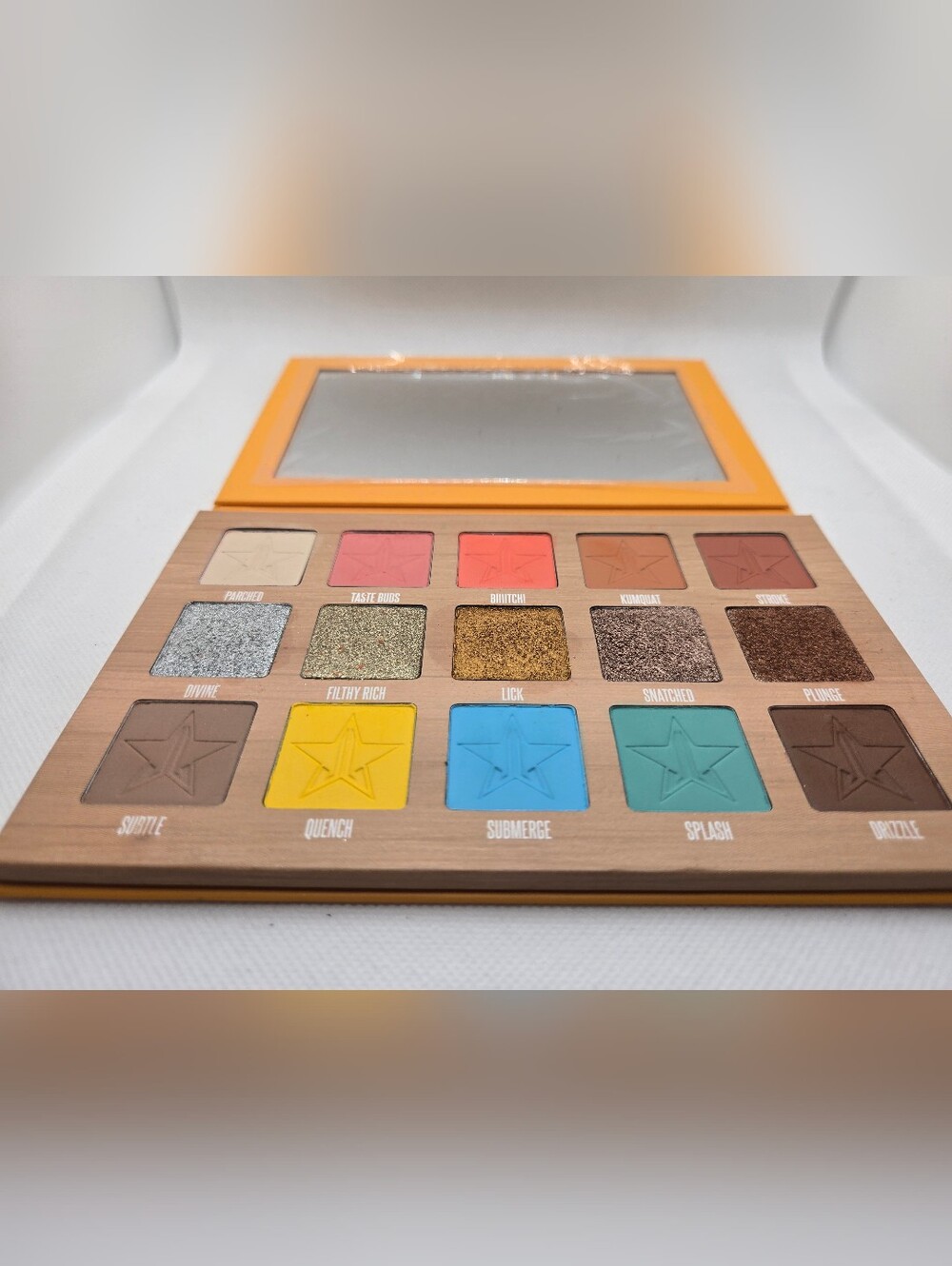 Jeffree Star Thirsty Skin Frost Pro Palette